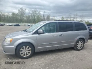 2013 Chrysler Town & Country Touring with VIN 2C4RC1BGXDR547903, listed as a Copart auction lot 56674585 with 140,214 mi miles and Salvage Title. Bid and sale history available at DreamBid. Image 1.