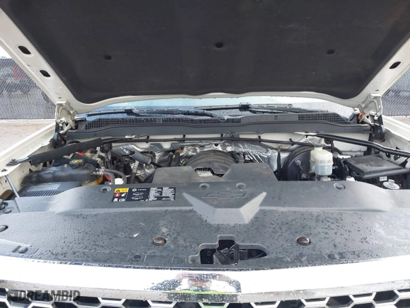 2014 Chevrolet Silverado 1500 LT with VIN 3GCUKREHXEG295304, listed as a IAAI auction lot 41453598 with 188,751 mi miles. Bid and sale history available at carsss.com. Image 10.