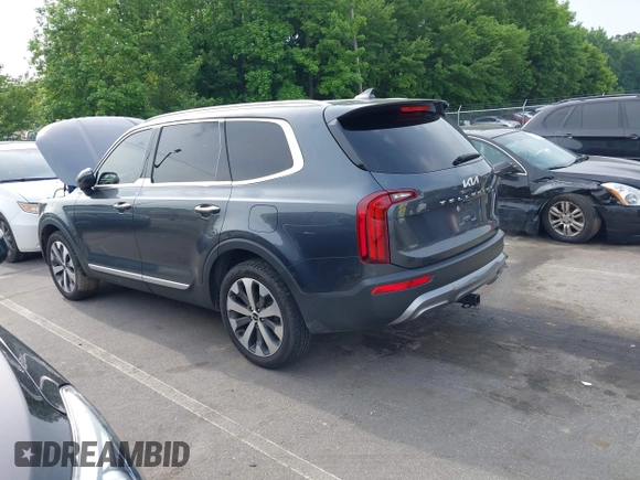 2022 Kia Telluride S z VIN 5XYP64HCXNG225885, wystawiony jako IAAI lot #42289777 z przebiegiem 87 296 mil mil oraz . Historia ofert i sprzedaży dostępna na DreamBid. Obrazek 3.