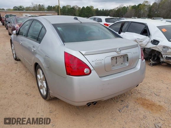 2004 Nissan Maxima SE z VIN 1N4BA41E74C869440, wystawiony jako IAAI lot #41886525 z przebiegiem 130 327 mil mil oraz . Historia ofert i sprzedaży dostępna na DreamBid. Obrazek 3.
