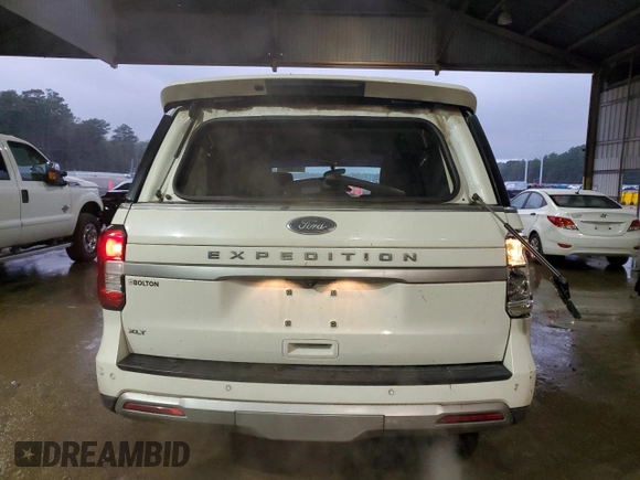 2023 Ford Expedition XLT with VIN 1FMJU1H88PEA00734, listed as a Copart auction lot 80466894 with 37,057 mi miles and Salvage Title. Bid and sale history available at carsss.com. Image 6.