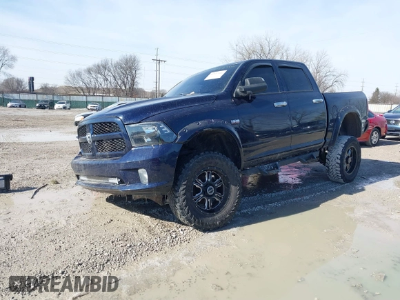 2013 Ram 1500 Express z VIN 1C6RR7KT2DS649040, wystawiony jako IAAI lot #41537501 z przebiegiem 161 469 mil mil oraz . Historia ofert i sprzedaży dostępna na DreamBid. Obrazek 17.