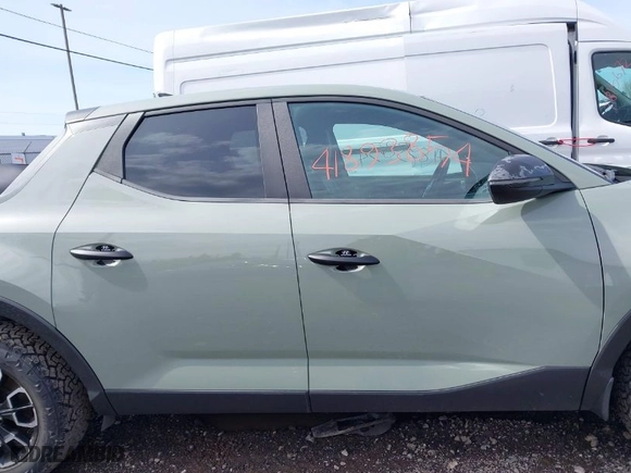 2022 Hyundai Santa Cruz SEL with VIN 5NTJBDAE6NH010544, listed as a IAAI auction lot 41893854 with 39,114 mi miles. Bid and sale history available at carsss.com. Image 13.