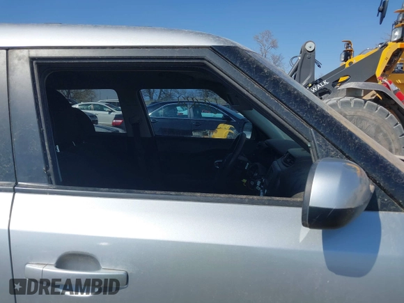 2017 Kia Soul with VIN KNDJN2A25H7501731, listed as a IAAI auction lot 41891464 with 93,438 mi miles. Bid and sale history available at carsss.com. Image 6.