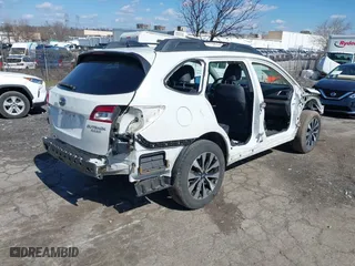 2017 Subaru Outback Limited with VIN 4S4BSANC7H3341882, listed as a IAAI auction lot 41878218 with 81,962 mi miles. Bid and sale history available at carsss.com. Image 4.