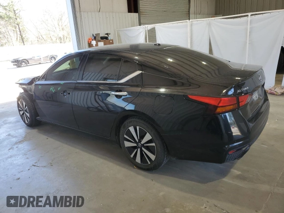 2020 Nissan Altima 2.5 SL with VIN 1N4BL4EV9LC150872, listed as a Copart auction lot 48186765 with 106,900 mi miles and Salvage Title. Bid and sale history available at carsss.com. Image 2.