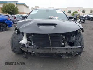 2020 Dodge Charger Scat Pack z VIN 2C3CDXGJ7LH192448, wystawiony jako IAAI lot #41884566 z przebiegiem 29 471 mil mil oraz . Historia ofert i sprzedaży dostępna na DreamBid. Obrazek 13.