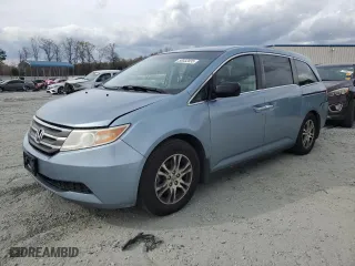 2011 Honda Odyssey EX-L with VIN 5FNRL5H60BB042774, listed as a Copart auction lot 50032035 with 196,522 mi miles and Salvage Title. Bid and sale history available at carsss.com. Image 1.