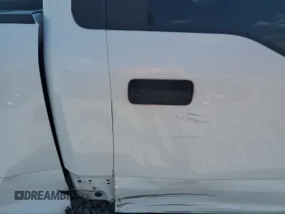 2015 Ford F-150 XL z VIN 1FTMF1C80FKD70224, wystawiony jako Copart lot #50865515 z przebiegiem 173 647 mil mil oraz Szkoda całkowita • Salvage title. Historia ofert i sprzedaży dostępna na DreamBid. Obrazek 10.