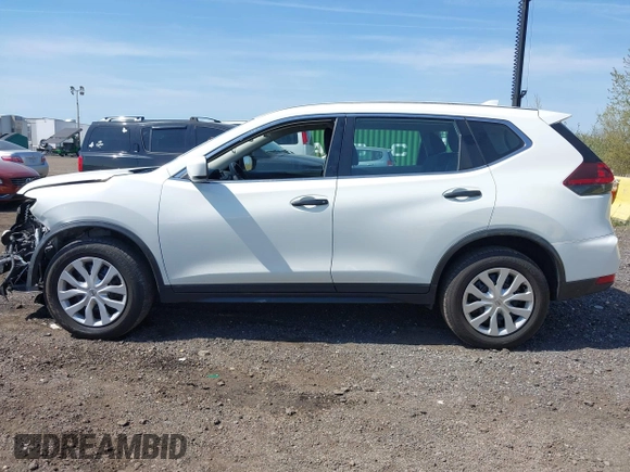 2019 Nissan Rogue SV with VIN KNMAT2MV2KP538352, listed as a IAAI auction lot 42036463 with 69,438 mi miles. Bid and sale history available at carsss.com. Image 14.