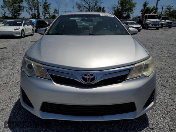 2012 Toyota Camry L with VIN 4T1BF1FK3CU011038, listed as a Copart auction lot 55302105 with 162,904 mi miles and Salvage Title. Bid and sale history available at DreamBid. Image 5.