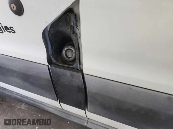 2017 Ford Transit with VIN 1FTYE1YMXHKA68372, listed as a IAAI auction lot 42845755 with 196,426 mi miles and . Bid and sale history available at DreamBid. Image 21.
