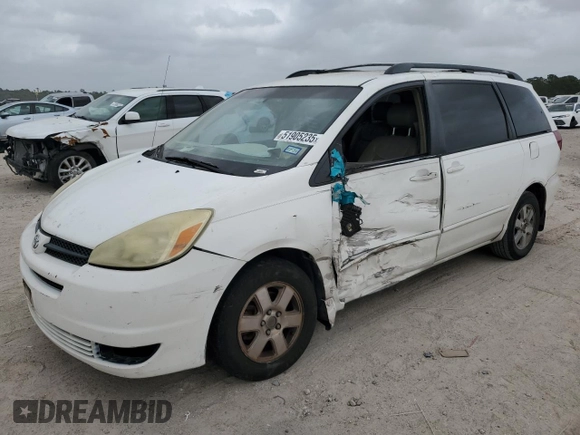 2004 Toyota Sienna CE with VIN 5TDZA23C54S176454, listed as a Copart auction lot 51905235 with 300,338 mi miles and Salvage Title. Bid and sale history available at carsss.com. Image 1.