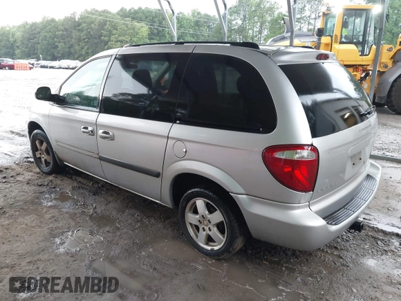 2005 Dodge Caravan SXT with VIN 1D4GP45RX5B289704, listed as a IAAI auction lot 42758561 with 110,396 mi miles and . Bid and sale history available at DreamBid. Image 3.