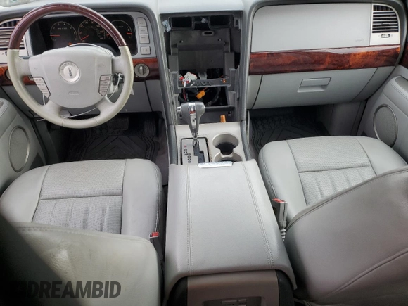 2006 Lincoln Navigator Luxury with VIN 5LMFU28566LJ06267, listed as a Copart auction lot 82982504 with 172,236 mi miles and Clean Title. Bid and sale history available at carsss.com. Image 8.