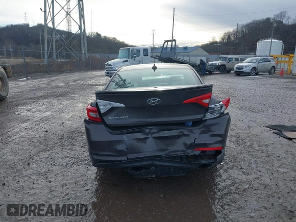 2015 Hyundai Sonata SE z VIN 5NPE24AF5FH184549, wystawiony jako IAAI lot #41132530 z przebiegiem 123 031 mil mil oraz . Historia ofert i sprzedaży dostępna na DreamBid. Obrazek 17.
