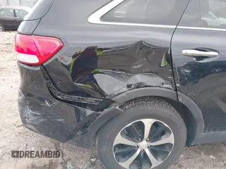 2017 Kia Sorento EX with VIN 5XYPHDA53HG304583, listed as a IAAI auction lot 41845911 with 109,169 mi miles and . Bid and sale history available at DreamBid. Image 6.