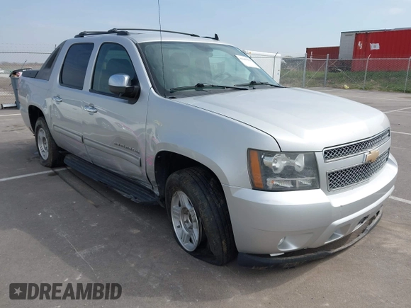 2011 Chevrolet Avalanche LS with VIN 3GNTKEE35BG252968, listed as a IAAI auction lot 42109433 with 117,352 mi miles and . Bid and sale history available at DreamBid. Image 1.