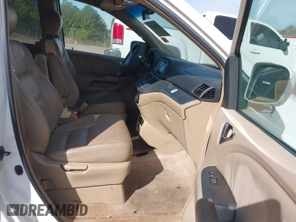 2006 Honda Odyssey EX-L z VIN 5FNRL387X6B452405, wystawiony jako IAAI lot #41884680 z przebiegiem 333 366 mil mil oraz . Historia ofert i sprzedaży dostępna na DreamBid. Obrazek 5.