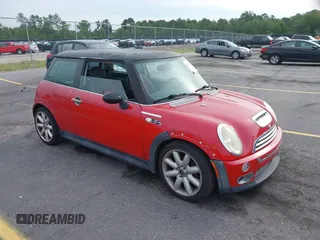 2006 MINI Hardtop S с VIN WMWRE33576TJ35157, выставлен на аукционе IAAI как лот 42273131 с пробегом 96 195 миль миль и . История ставок и продаж доступна на DreamBid. Изображение 1.