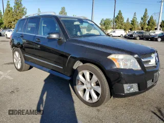2010 Mercedes-Benz GLK 350 with VIN WDCGG8HB8AF329973, listed as a Copart auction lot 68148024 with 143,503 mi miles and Salvage Title. Bid and sale history available at DreamBid. Image 4.