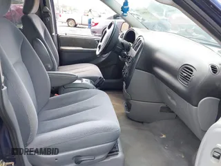 2005 Dodge Caravan SXT with VIN 2D4GP44L95R246244, listed as a IAAI auction lot 41855026 with 134,582 mi miles and . Bid and sale history available at DreamBid. Image 5.