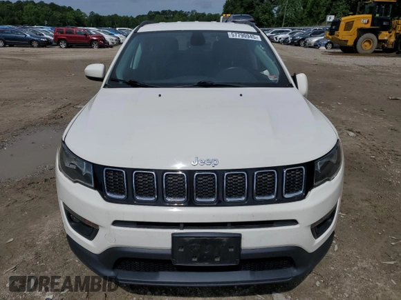 2018 Jeep Compass Latitude with VIN 3C4NJDBB8JT150225, listed as a Copart auction lot 57790945 with 75,772 mi miles and Salvage title. Bid and sale history available at DreamBid. Image 5.