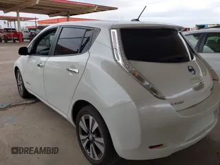 2015 Nissan LEAF SV with VIN 1N4AZ0CP1FC316894, listed as a IAAI auction lot 41826724 with 57,195 mi miles. Bid and sale history available at carsss.com. Image 3.