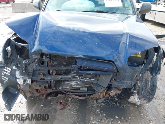 2004 Toyota 4Runner SR5 with VIN JTEBU14R648016279, listed as a IAAI auction lot 41952353 with 165,699 mi miles and . Bid and sale history available at DreamBid. Image 6.