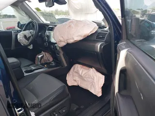 2022 Toyota 4Runner SR5 Premium with VIN JTENU5JR7N6030990, listed as a IAAI auction lot 41810950 with 45,595 mi miles and . Bid and sale history available at DreamBid. Image 5.