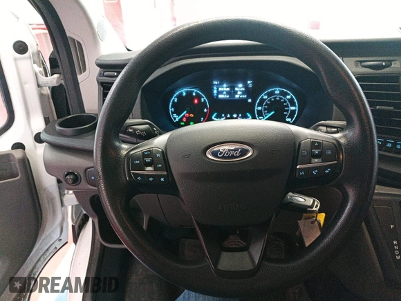 2020 Ford Transit z VIN 1FTBR1YG6LKA35821, wystawiony jako IAAI lot #42727394 z przebiegiem 86 896 mil mil oraz . Historia ofert i sprzedaży dostępna na DreamBid. Obrazek 22.