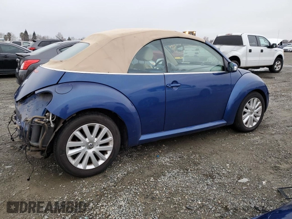 2008 Volkswagen Beetle SE with VIN 3VWRG31Y98M400590, listed as a Copart auction lot 86334134 with 118,307 mi miles and Salvage title. Bid and sale history available at DreamBid. Image 3.