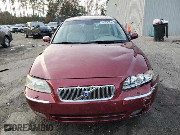2005 Volvo V70 z VIN YV1SW592352519705, wystawiony jako Copart lot #81327574 z przebiegiem 87 708 mil mil oraz Szkoda całkowita • Salvage title. Historia ofert i sprzedaży dostępna na DreamBid. Obrazek 5.