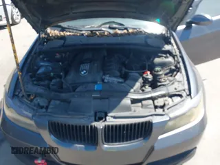 2008 BMW 3 Series 335i with VIN WBAVB775X8NH78654, listed as a IAAI auction lot 41885433 with 127,451 mi miles. Bid and sale history available at carsss.com. Image 10.