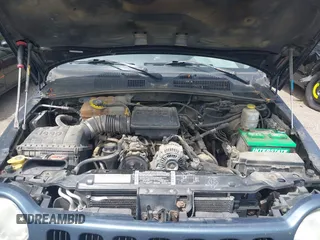 2002 Jeep Liberty Limited z VIN 1J4GL58KX2W339237, wystawiony jako IAAI lot #42284526 z przebiegiem 183 416 mil mil oraz . Historia ofert i sprzedaży dostępna na DreamBid. Obrazek 10.