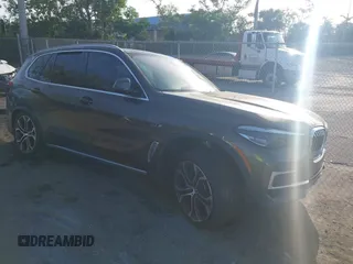 2022 BMW X5 xDrive45e with VIN 5UXTA6C01N9M51979, listed as a IAAI auction lot 42492214 with 45,693 mi miles and . Bid and sale history available at DreamBid. Image 1.