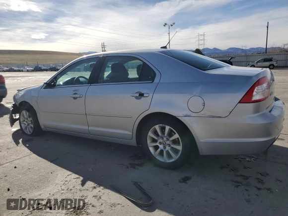 2009 Mercury Milan with VIN 3MEHM07Z29R634238, listed as a Copart auction lot 49627485 with 102,404 mi miles and Salvage title. Bid and sale history available at DreamBid. Image 2.