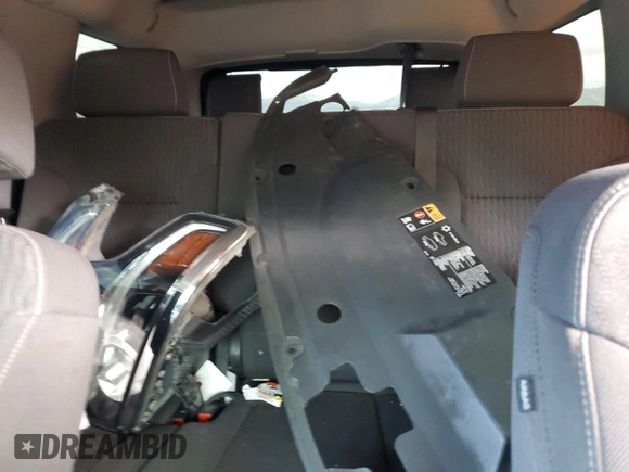 2016 Chevrolet Tahoe LS z VIN 1GNSCAKCXGR457859, wystawiony jako Copart lot #45240765 z przebiegiem Nie podano mil oraz Szkoda całkowita • Salvage title. Historia ofert i sprzedaży dostępna na DreamBid. Obrazek 10.