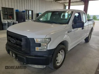 2015 Ford F-150 XLT z VIN 1FTFX1EF0FKE89795, wystawiony jako IAAI lot #42610200 z przebiegiem 87 650 mil mil oraz . Historia ofert i sprzedaży dostępna na DreamBid. Obrazek 3.