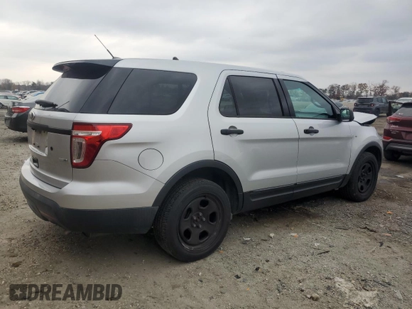 2015 Ford Utility Police Interceptor with VIN 1FM5K8AR6FGC16586, listed as a Copart auction lot 77998884 with 139,563 mi miles and Salvage Title. Bid and sale history available at carsss.com. Image 3.