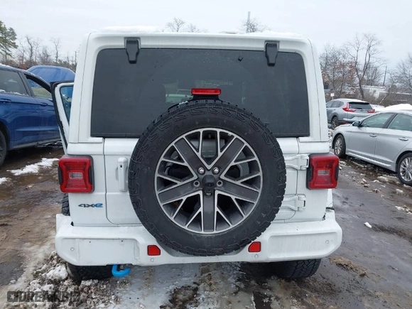 2024 Jeep Wrangler 4xe High Altitude with VIN 1C4RJXU66RW174919, listed as a IAAI auction lot 41563619 with 4,133 mi miles. Bid and sale history available at carsss.com. Image 16.