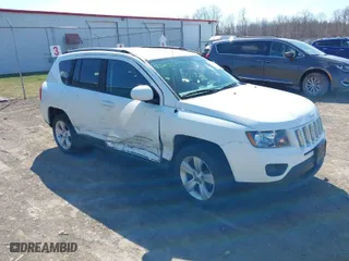 2016 Jeep Compass High Altitude Edition with VIN 1C4NJDEBXGD635864, listed as a IAAI auction lot 41895063 with 95,246 mi miles. Bid and sale history available at carsss.com. Image 1.