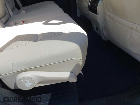 2021 Lexus GX 460 Premium z VIN JTJAM7BX6M5281254, wystawiony jako IAAI lot #41900619 z przebiegiem 58 830 mil mil oraz . Historia ofert i sprzedaży dostępna na DreamBid. Obrazek 8.