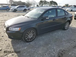 2011 Volvo S40 with VIN YV1672MS5B2539826, listed as a Copart auction lot 88502375 with 140,182 mi miles and Salvage Title. Bid and sale history available at carsss.com. Image 1.