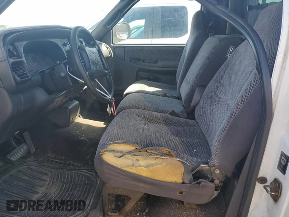 2001 Dodge 1500 z VIN 1B7HC16Y91S737653, wystawiony jako Copart lot #43748485 z przebiegiem 292 241 mil mil oraz Szkoda całkowita • Salvage title. Historia ofert i sprzedaży dostępna na DreamBid. Obrazek 7.