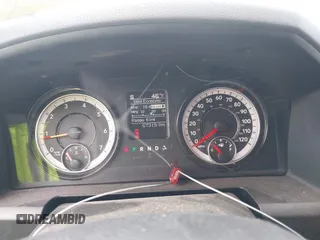 2020 Ram 1500 Warlock z VIN 1C6RR7GG3LS140875, wystawiony jako IAAI lot #41813678 z przebiegiem 67 319 mil mil oraz . Historia ofert i sprzedaży dostępna na DreamBid. Obrazek 7.