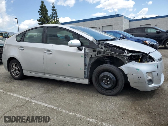 2011 Toyota Prius I z VIN JTDKN3DU1B1338240, wystawiony jako Copart lot #51329945 z przebiegiem 188 773 mil mil oraz Szkoda całkowita • Salvage title. Historia ofert i sprzedaży dostępna na DreamBid. Obrazek 4.