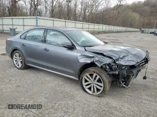 2019 Volkswagen Passat Wolfsburg Edition z VIN 1VWLA7A38KC005411, wystawiony jako Copart lot #52876005 z przebiegiem 82 144 mil mil oraz Szkoda całkowita • Salvage title. Historia ofert i sprzedaży dostępna na DreamBid. Obrazek 4.