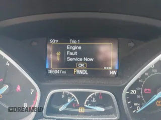 2016 Ford Focus SE с VIN 1FADP3F2XGL229484, выставлен на аукционе IAAI как лот 39590948 с пробегом 66 047 миль миль и . История ставок и продаж доступна на DreamBid. Изображение 7.