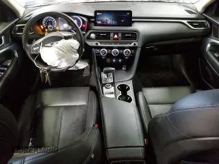 2022 Genesis G70 2.0T with VIN KMTG34TA1NU088981, listed as a Copart auction lot 88038865 with 29,407 mi miles and Salvage Title. Bid and sale history available at DreamBid. Image 8.
